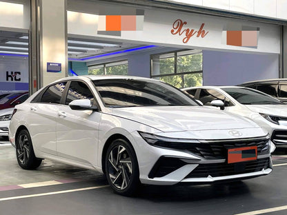 现代 2023款 伊兰特-三厢 1.5 无级 TOP 旗舰版 自动挡