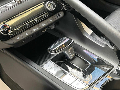 现代 2023款 伊兰特-三厢 1.5 无级 TOP 旗舰版 自动挡