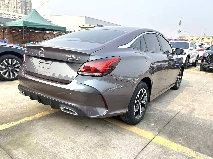 MG 2021款 MG5 1.5 无级 180DVVT 青春豪华版(改款) 自动挡