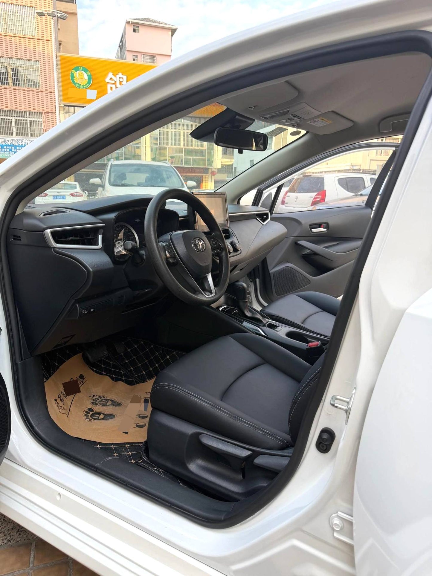 丰田 2022款 卡罗拉 1.2T 无级 先锋PLUS版 自动挡