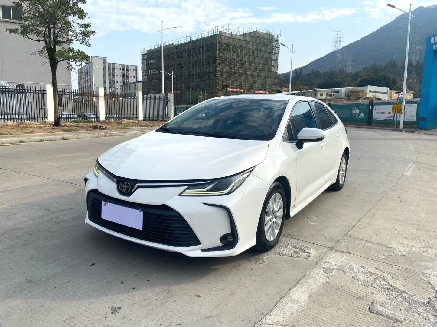 丰田 2021款 卡罗拉 1.5 无级 先锋版 自动挡