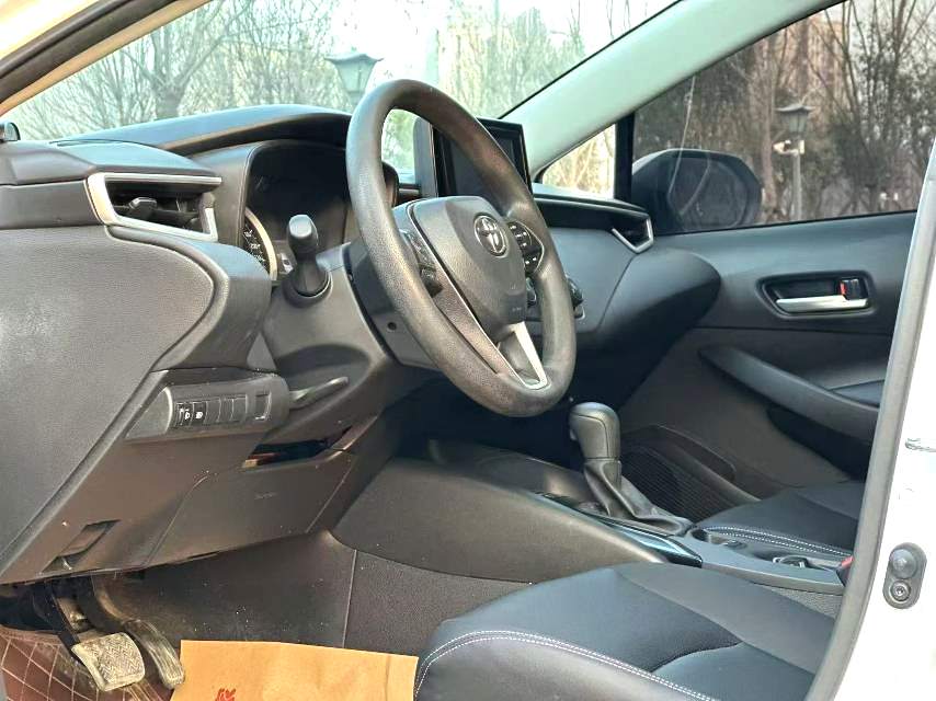 丰田 2021款 卡罗拉 1.5 无级 先锋版 自动挡