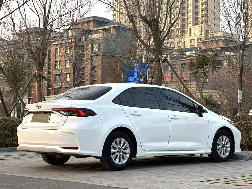 丰田 2021款 卡罗拉 1.5 无级 先锋版 自动挡