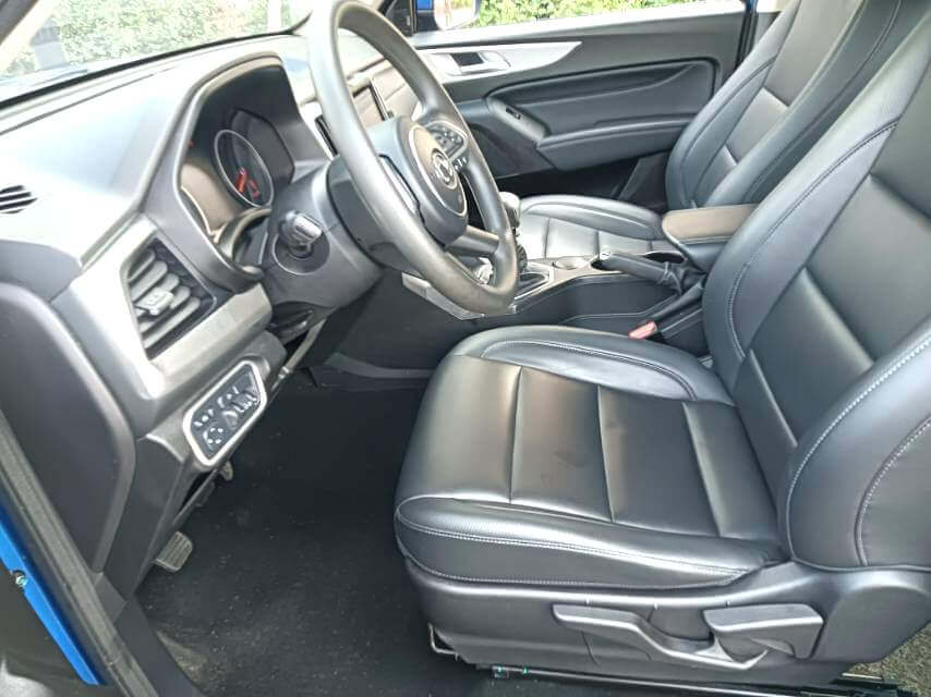 长城 2021款 炮 2.0T 商用版柴油两驱精英型长箱 手动挡