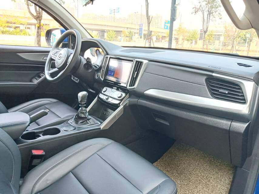 长城 2021款 炮 2.0T 商用版柴油两驱精英型长箱 手动挡