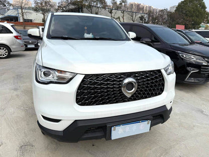 长城 2021款 炮 2.0T 商用版柴油四驱领航型长箱 手动挡