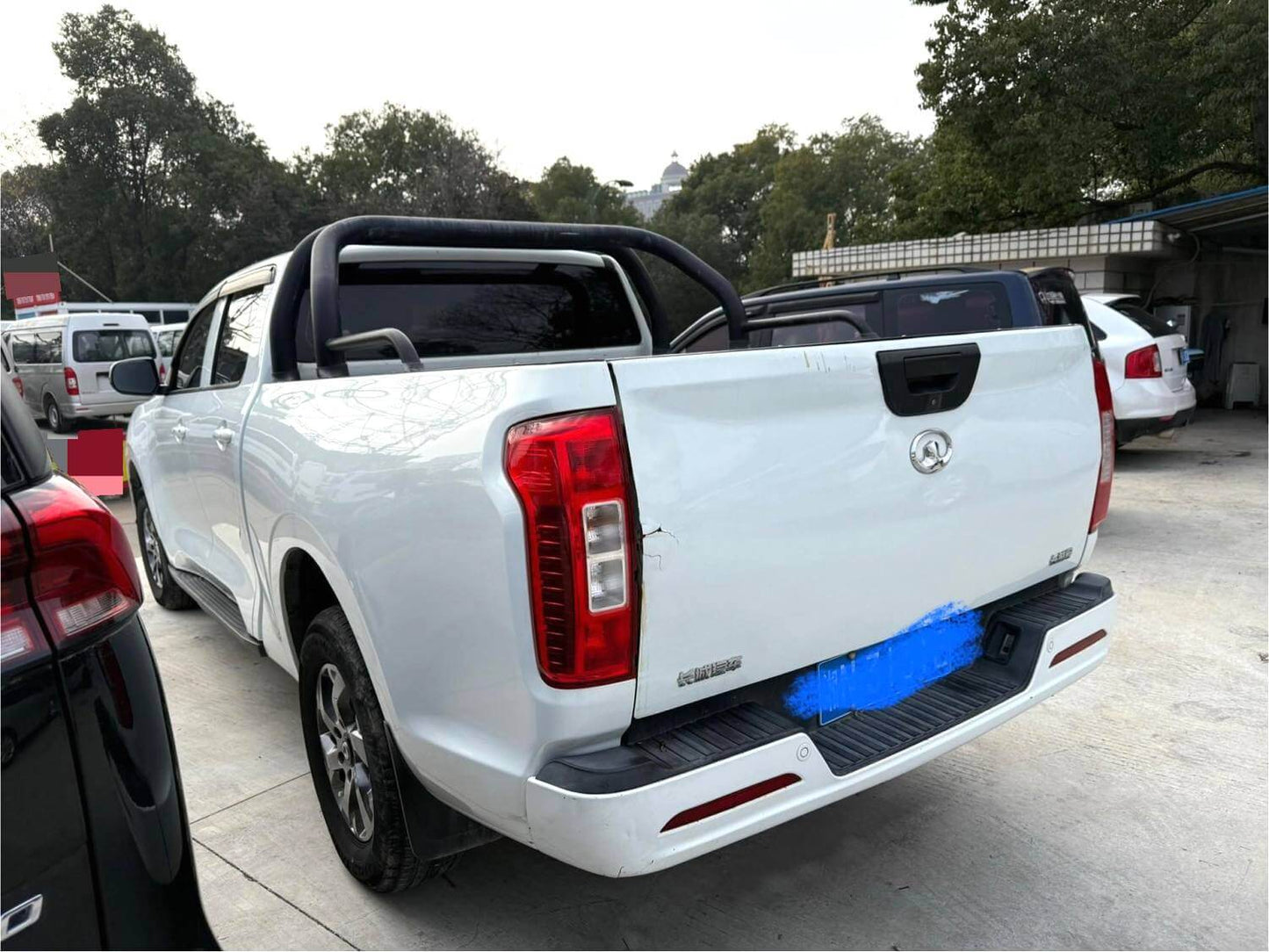 长城 2021款 炮 2.0T 商用版柴油四驱领航型长箱 手动挡