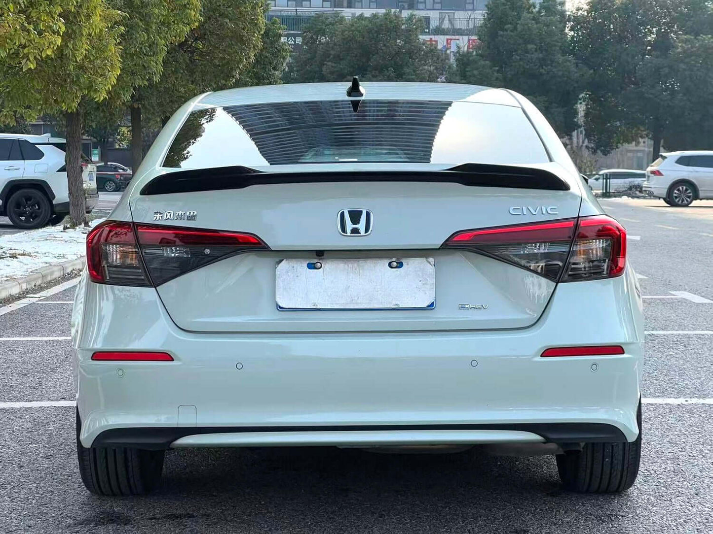 本田 2023款 思域 e:HEV 2.0 无级 锐力版 自动挡