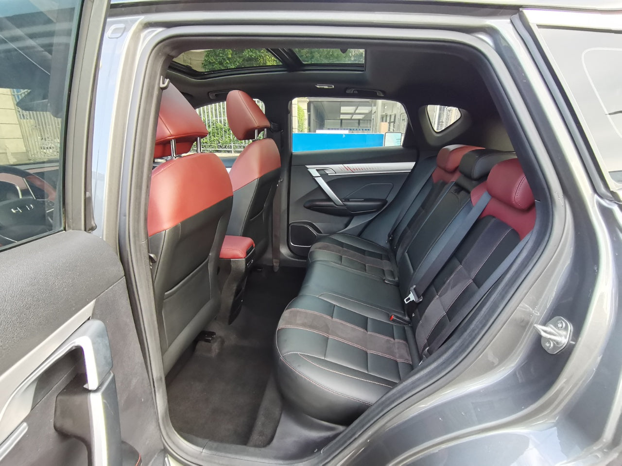 2021 Geely Binyue 1.5TD DCT Battle - Sporty SUV Turbocharged Powertrain