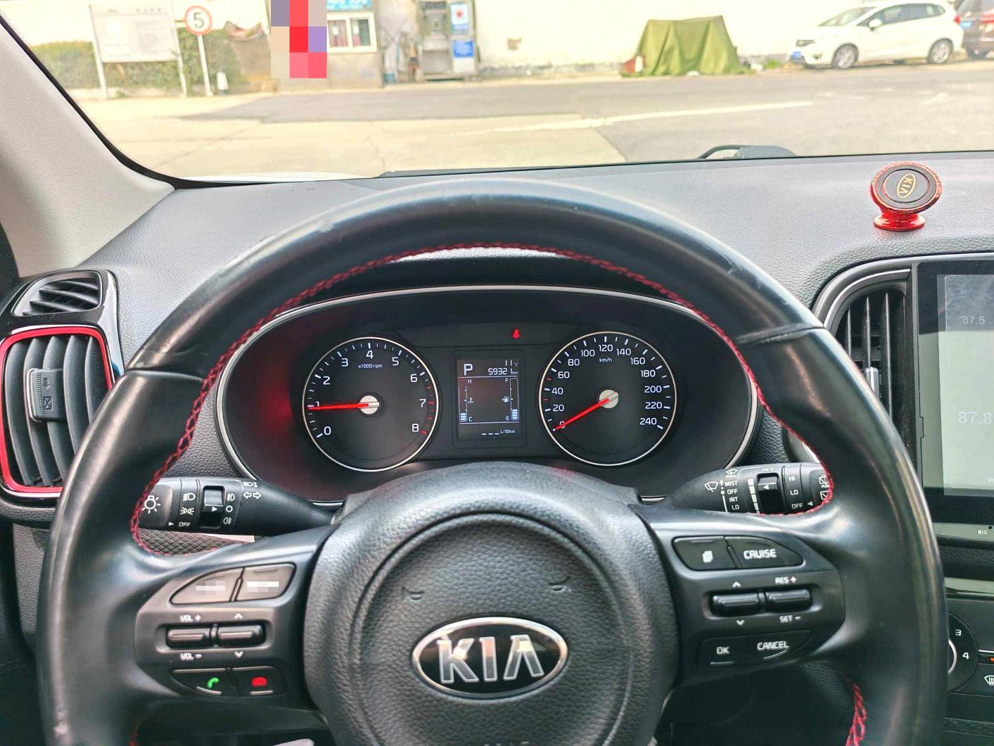 起亚 2015款 KX3(傲跑) 1.6T 两驱 DLX自动挡