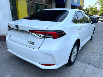 丰田 2022款 卡罗拉双擎 1.8 无级 先锋版 自动挡